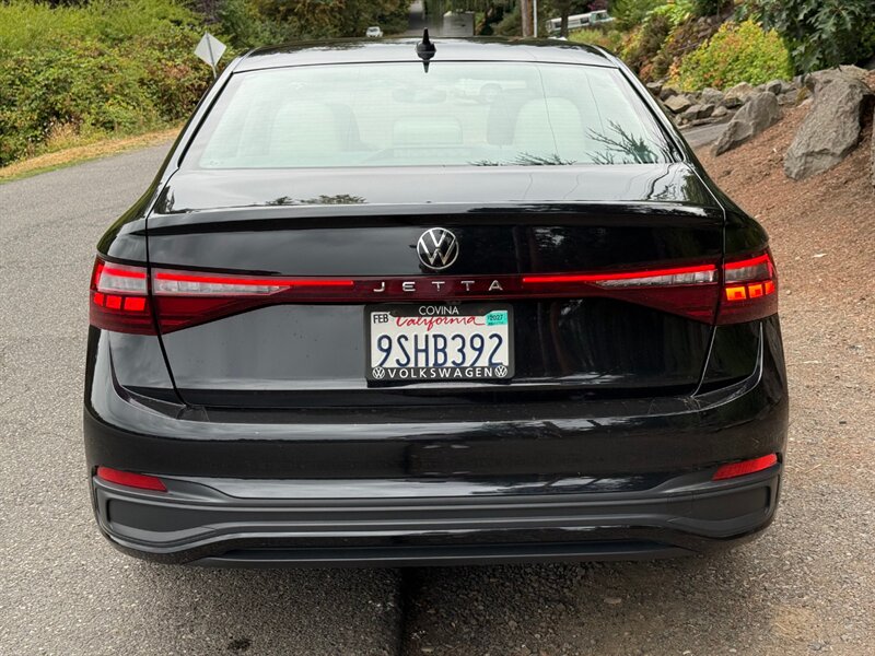 2025 Volkswagen Jetta S - Photo 5 - Portland, OR 97202