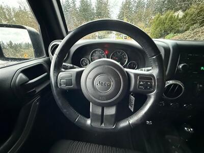 2011 Jeep Wrangler Unlimited Rubicon   - Photo 19 - Portland, OR 97202