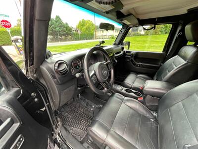 2012 Jeep Wrangler Unlimited Sahara   - Photo 9 - Portland, OR 97202