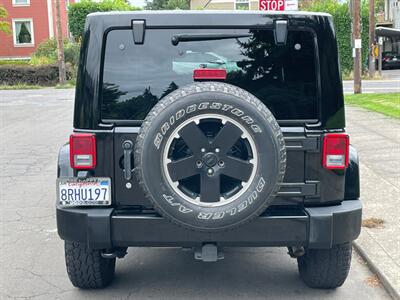 2012 Jeep Wrangler Unlimited Sahara   - Photo 5 - Portland, OR 97202