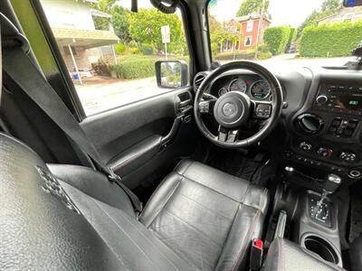 2012 Jeep Wrangler Unlimited Sahara   - Photo 18 - Portland, OR 97202