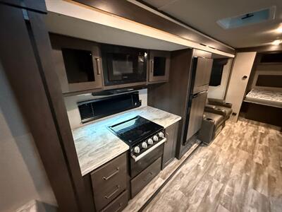 2022 Grand Design Transcend Xplor 240 ML   - Photo 22 - Portland, OR 97202