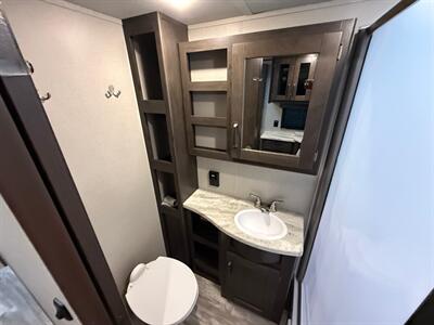 2022 Grand Design Transcend Xplor 240 ML   - Photo 21 - Portland, OR 97202