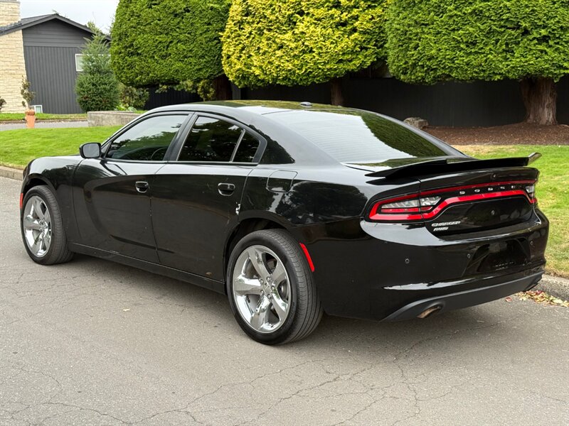 2019 Dodge Charger Police - Photo 3 - Portland, OR 97202
