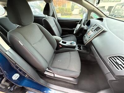2017 Nissan LEAF S   - Photo 11 - Portland, OR 97202