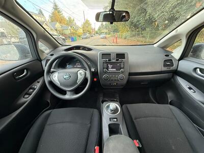 2017 Nissan LEAF S   - Photo 14 - Portland, OR 97202