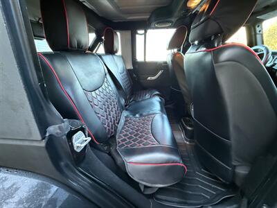 2012 Jeep Wrangler Unlimited Sahara - Photo 13 - Portland, OR 97202