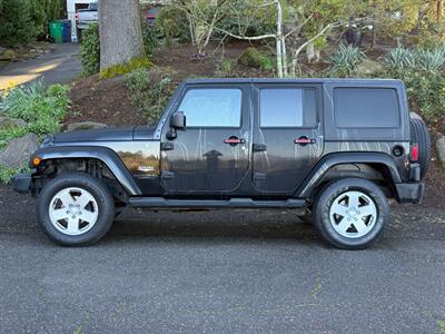 2012 Jeep Wrangler Unlimited Sahara - Photo 2 - Portland, OR 97202