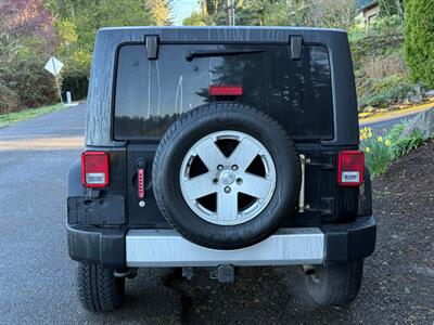 2012 Jeep Wrangler Unlimited Sahara - Photo 5 - Portland, OR 97202