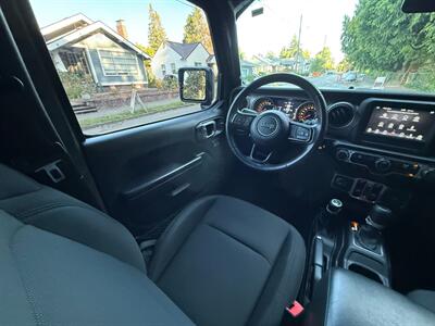 2020 Jeep Wrangler Unlimited Willys Sport   - Photo 22 - Portland, OR 97202