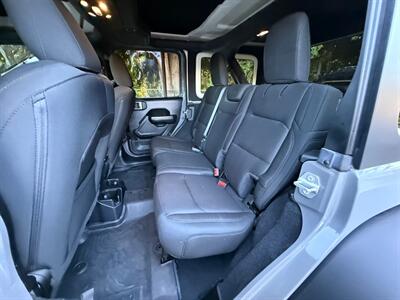 2020 Jeep Wrangler Unlimited Willys Sport   - Photo 18 - Portland, OR 97202