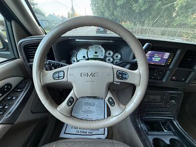 2004 GMC Yukon Denali   - Photo 19 - Portland, OR 97202