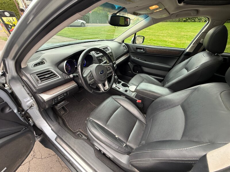2017 Subaru Outback 3.6R Limited - Photo 8 - Portland, OR 97202