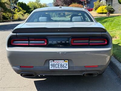 2017 Dodge Challenger R/T   - Photo 5 - Portland, OR 97202