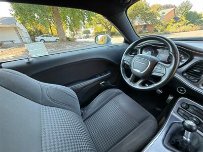 2017 Dodge Challenger R/T   - Photo 13 - Portland, OR 97202
