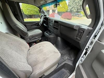 2019 GMC Savanna Mobile Work Box Truck 3500   - Photo 9 - Portland, OR 97202