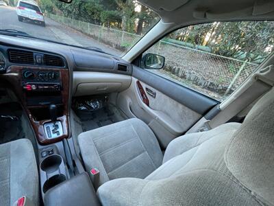 2004 Subaru Outback   - Photo 19 - Portland, OR 97202