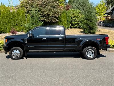 2018 Ford F-350 Super Duty Platinum   - Photo 2 - Portland, OR 97202