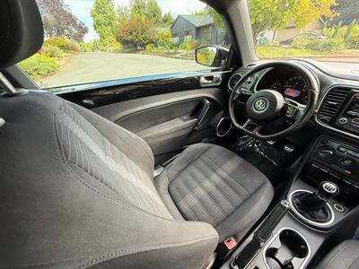 2012 Volkswagen Beetle-Classic Turbo PZEV   - Photo 16 - Portland, OR 97202
