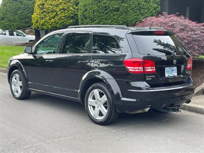 2010 Dodge Journey SXT   - Photo 3 - Portland, OR 97202