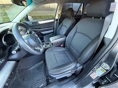 2018 Subaru Outback 2.5i   - Photo 10 - Portland, OR 97202