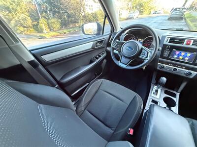 2018 Subaru Outback 2.5i   - Photo 18 - Portland, OR 97202