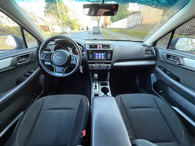 2018 Subaru Outback 2.5i   - Photo 15 - Portland, OR 97202