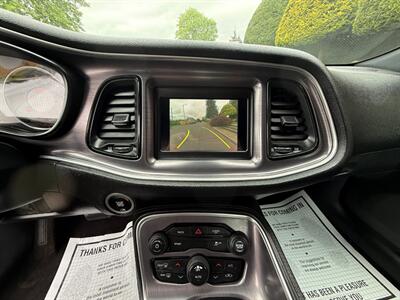 2018 Dodge Challenger SXT   - Photo 18 - Portland, OR 97202