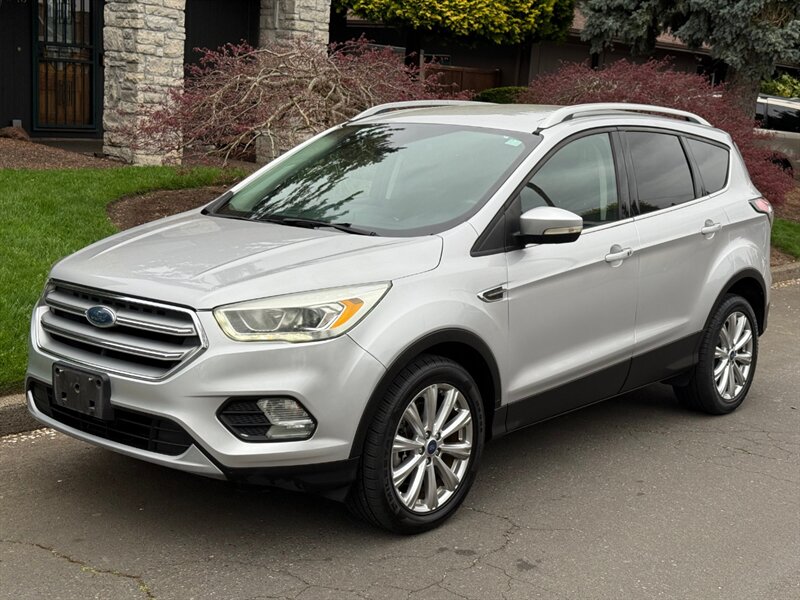 2017 Ford Escape Titanium   - Photo 1 - Portland, OR 97202