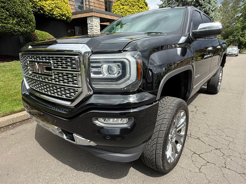 2017 GMC Sierra 4WD Crew Cab Short Box's photo