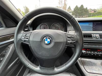 2011 BMW 528i   - Photo 18 - Portland, OR 97202