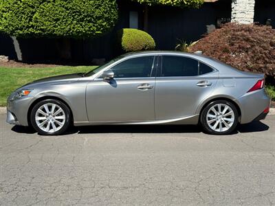 2014 Lexus IS 250   - Photo 2 - Portland, OR 97202