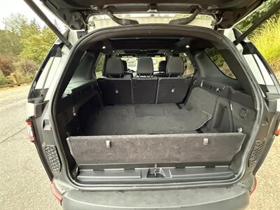 2018 Land Rover Discovery SE   - Photo 15 - Portland, OR 97202