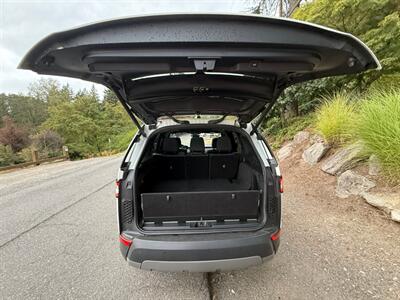 2018 Land Rover Discovery SE   - Photo 14 - Portland, OR 97202