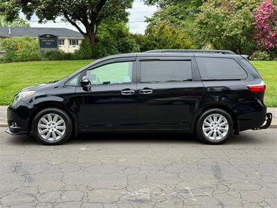 2015 Toyota Sienna Limited Premium 7-Passenger   - Photo 2 - Portland, OR 97202