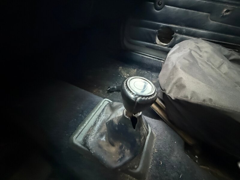 1982 Volkswagen Pickup - Photo 14 - Portland, OR 97202