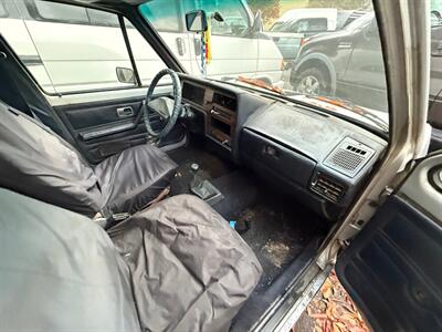 1982 Volkswagen Pickup - Photo 5 - Portland, OR 97202