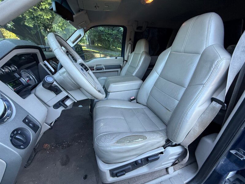 2009 Ford F-250 Super Duty Lariat - Photo 12 - Portland, OR 97202
