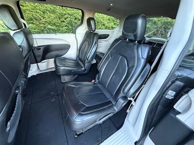 2020 Chrysler Voyager LXi   - Photo 13 - Portland, OR 97202