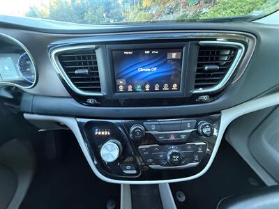 2020 Chrysler Voyager LXi   - Photo 16 - Portland, OR 97202