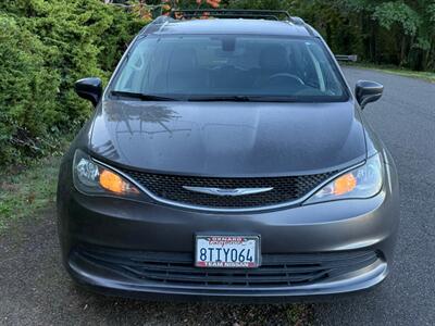 2020 Chrysler Voyager LXi   - Photo 4 - Portland, OR 97202
