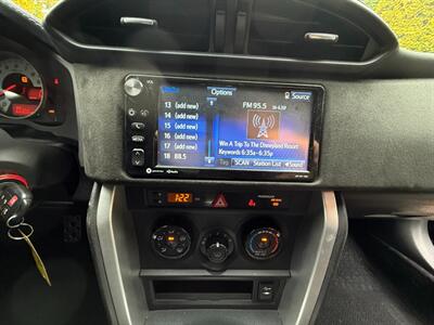 2017 Toyota 86   - Photo 17 - Portland, OR 97202