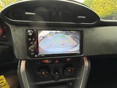 2017 Toyota 86   - Photo 19 - Portland, OR 97202