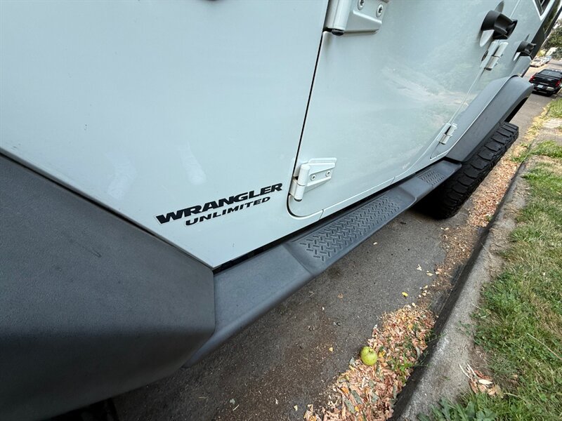 2016 Jeep Wrangler Unlimited Sport S - Photo 7 - Portland, OR 97202