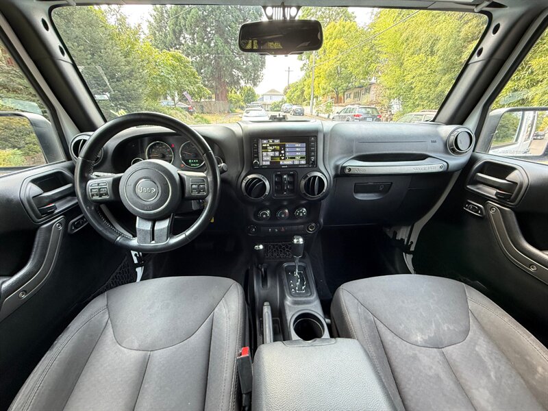 2016 Jeep Wrangler Unlimited Sport S - Photo 16 - Portland, OR 97202