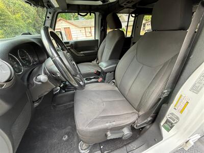 2016 Jeep Wrangler Unlimited Sport S - Photo 11 - Portland, OR 97202