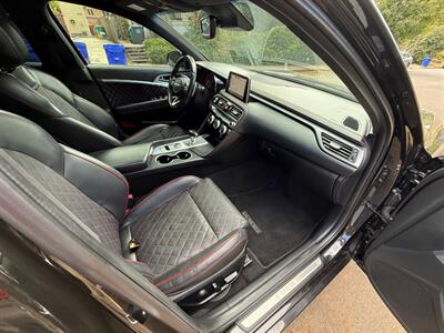 2019 Genesis G70 2.0T Advanced   - Photo 9 - Portland, OR 97202