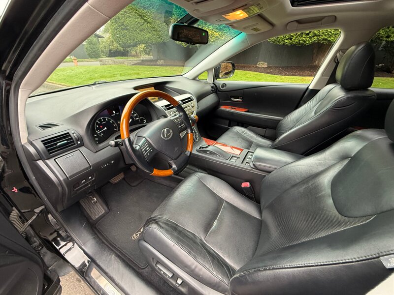 2010 Lexus RX 350 - Photo 9 - Portland, OR 97202