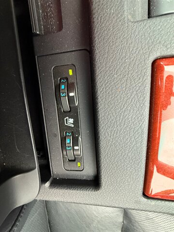 2010 Lexus RX 350 - Photo 23 - Portland, OR 97202