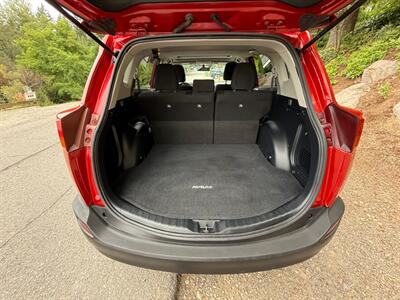 2014 Toyota RAV4 XLE   - Photo 8 - Portland, OR 97202